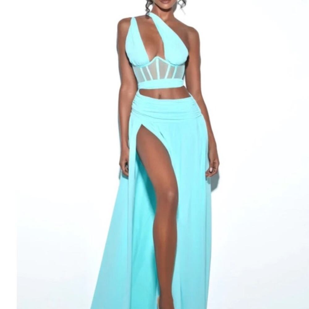 NWT Miss Circle Natalya Chiffon Corset Maxi Dress Size Medium